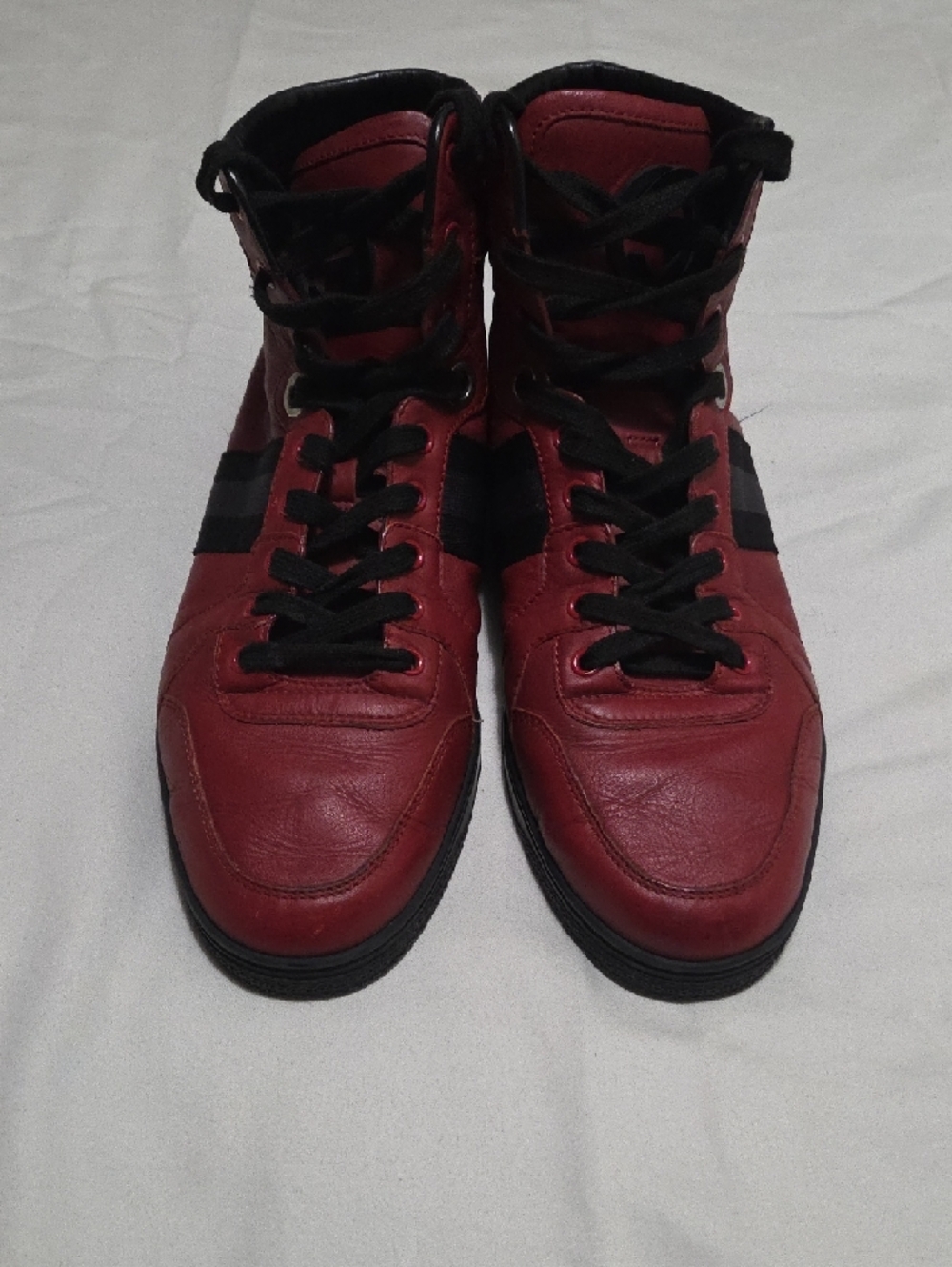 Gucci Red and Black High-Top Leather Sneakers - Picture 3 of 10
